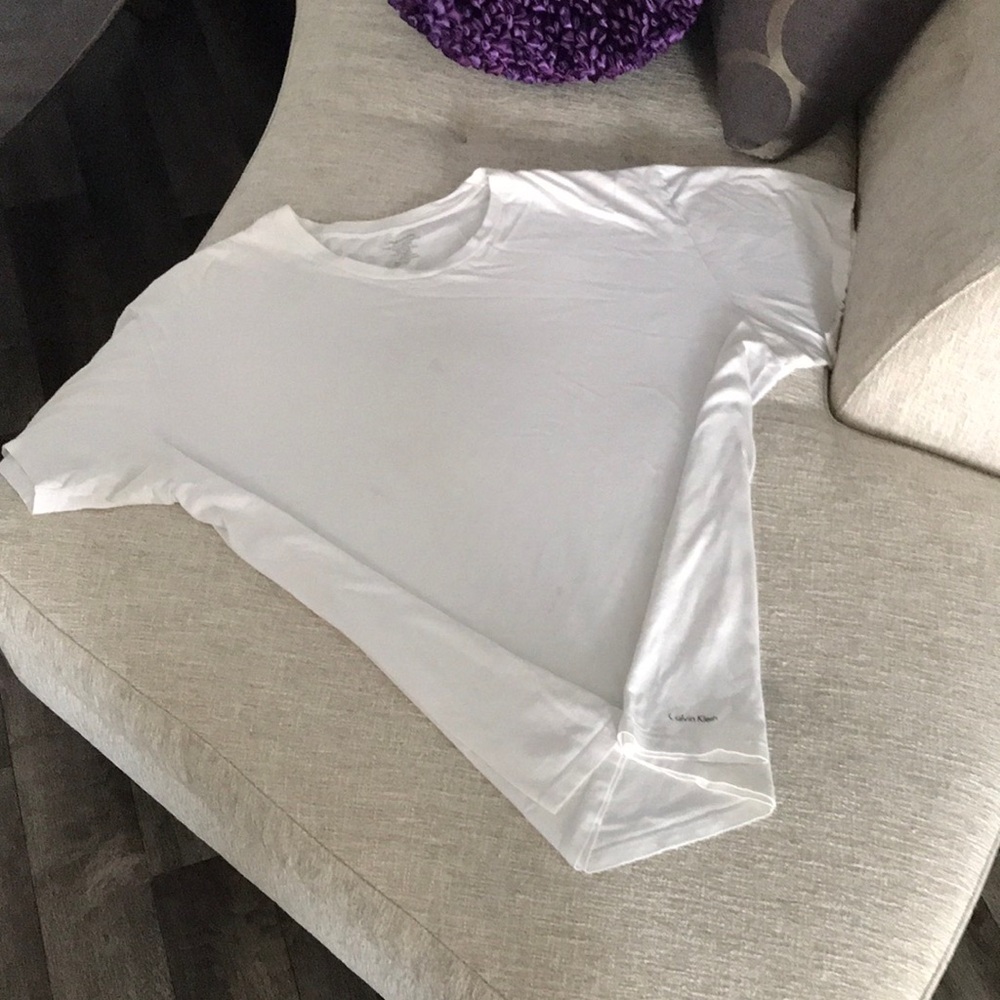 Calvin Klein Classic Fit XL Men’s White T-shirt